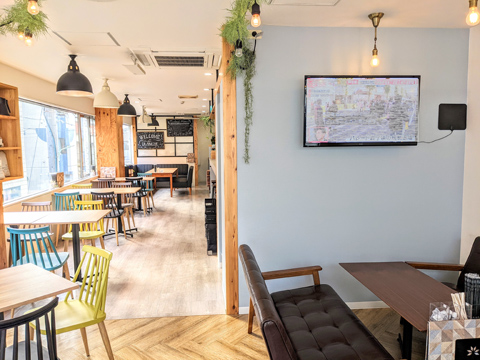 Cafe & Bar BLANCHE